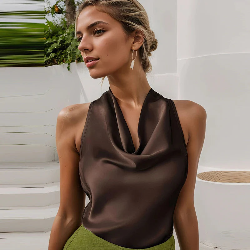 Top tipo corsé con cuello halter de satén para mujer.