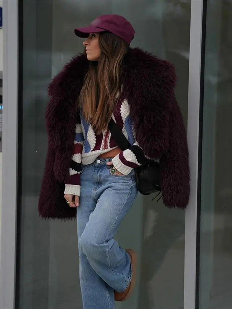 Chaqueta de piel sintética de la colección de Elena Rodriguez